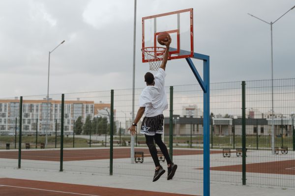 What are the best exercises for improving the explosiveness of a basketball player's jump?